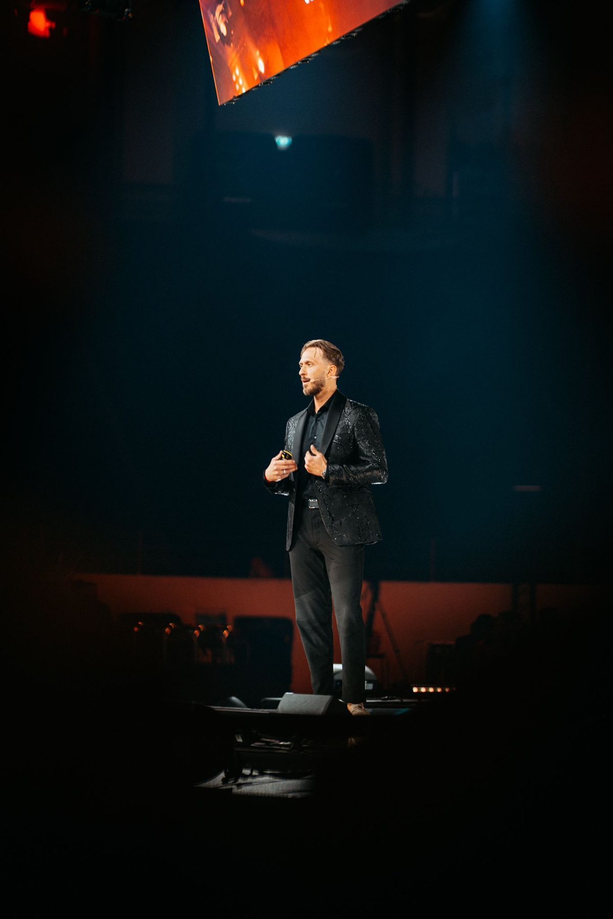 Ilija Zubiks auf der Bühne